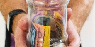 Keep cash and carry on: Investments in the context of COVID-19 cash
